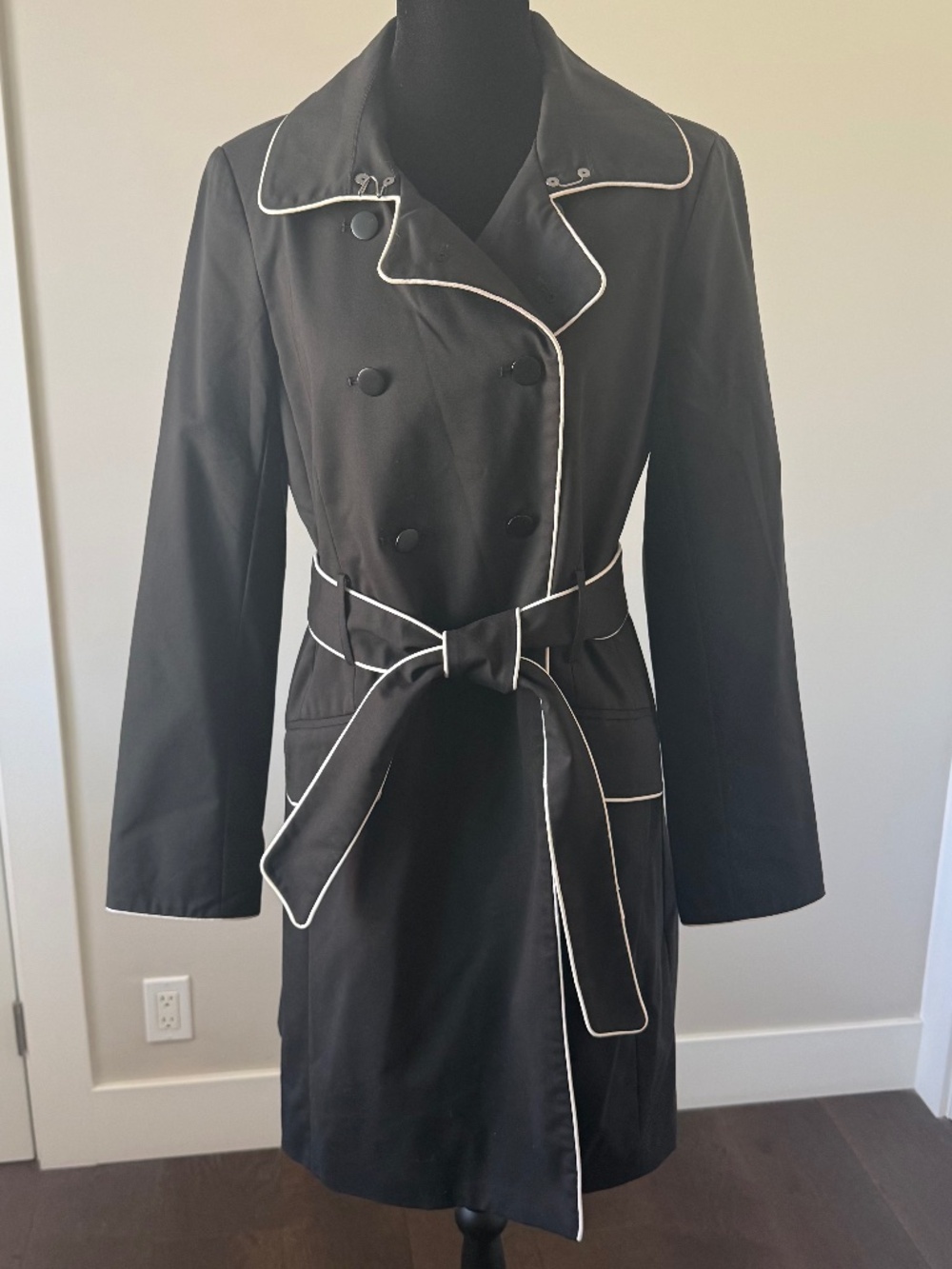 Vintage Cynthia Rowley Black Trench Coat White Piping Medium